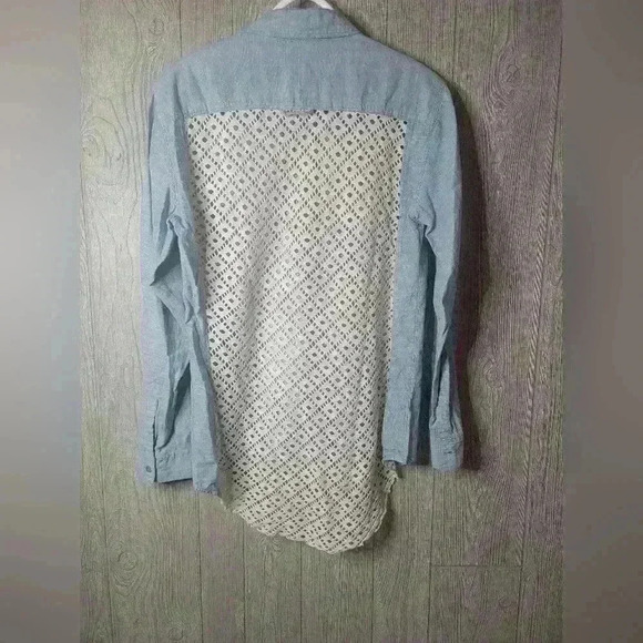 Free People denim tope with eyelet crocheted back. - Picture 4 of 7